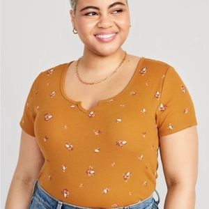 Old Navy fitted floral rib-knit t-shirt size XXL